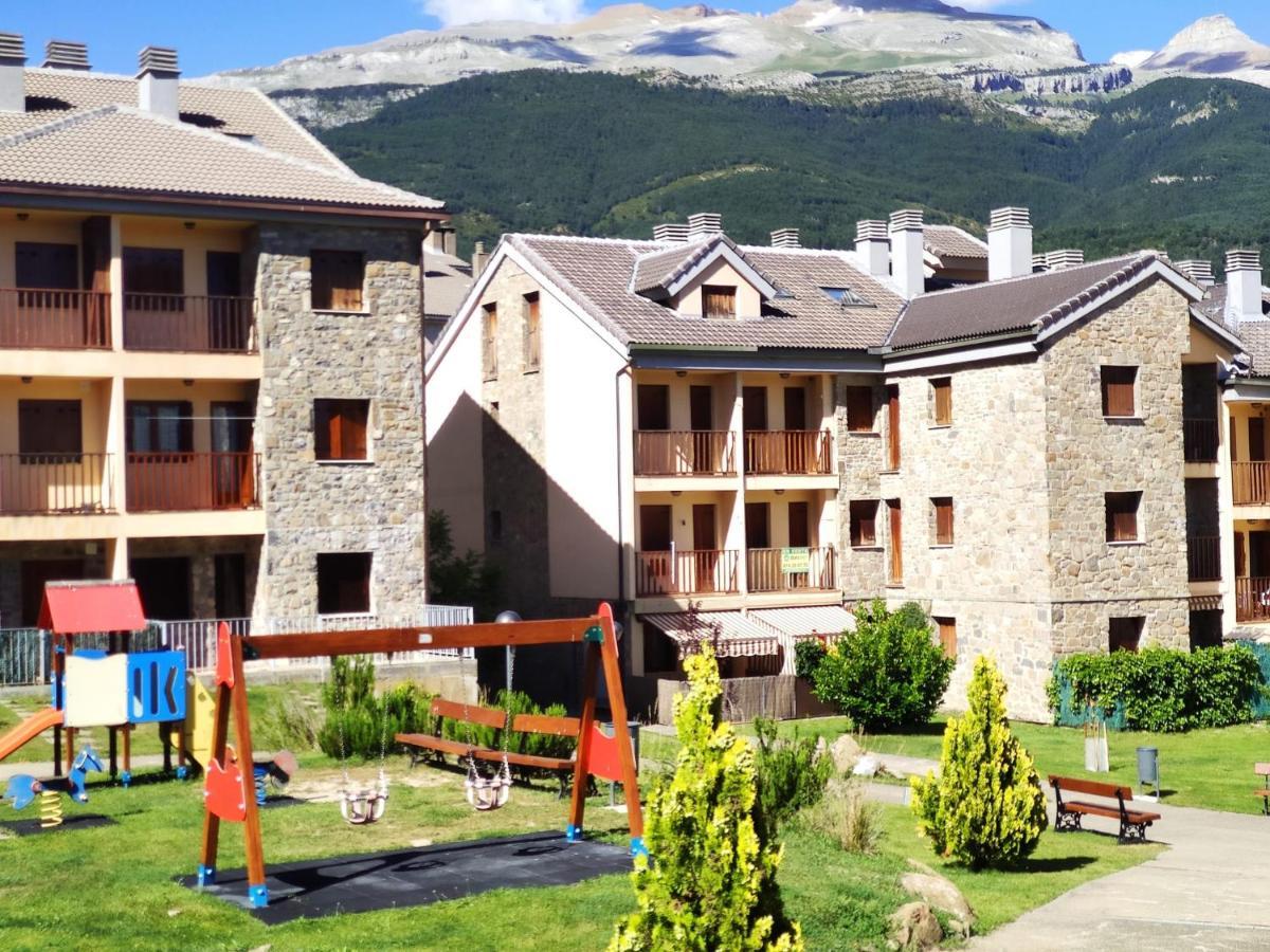 Apartamento El Roble Вильянуа Экстерьер фото
